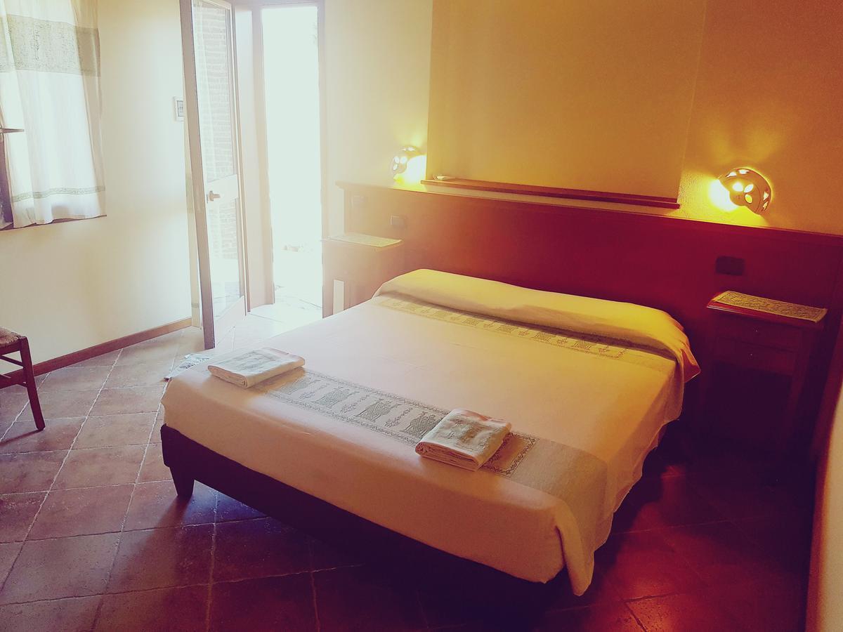 Agriturismo Gennemara B&B Perdaxius Екстер'єр фото