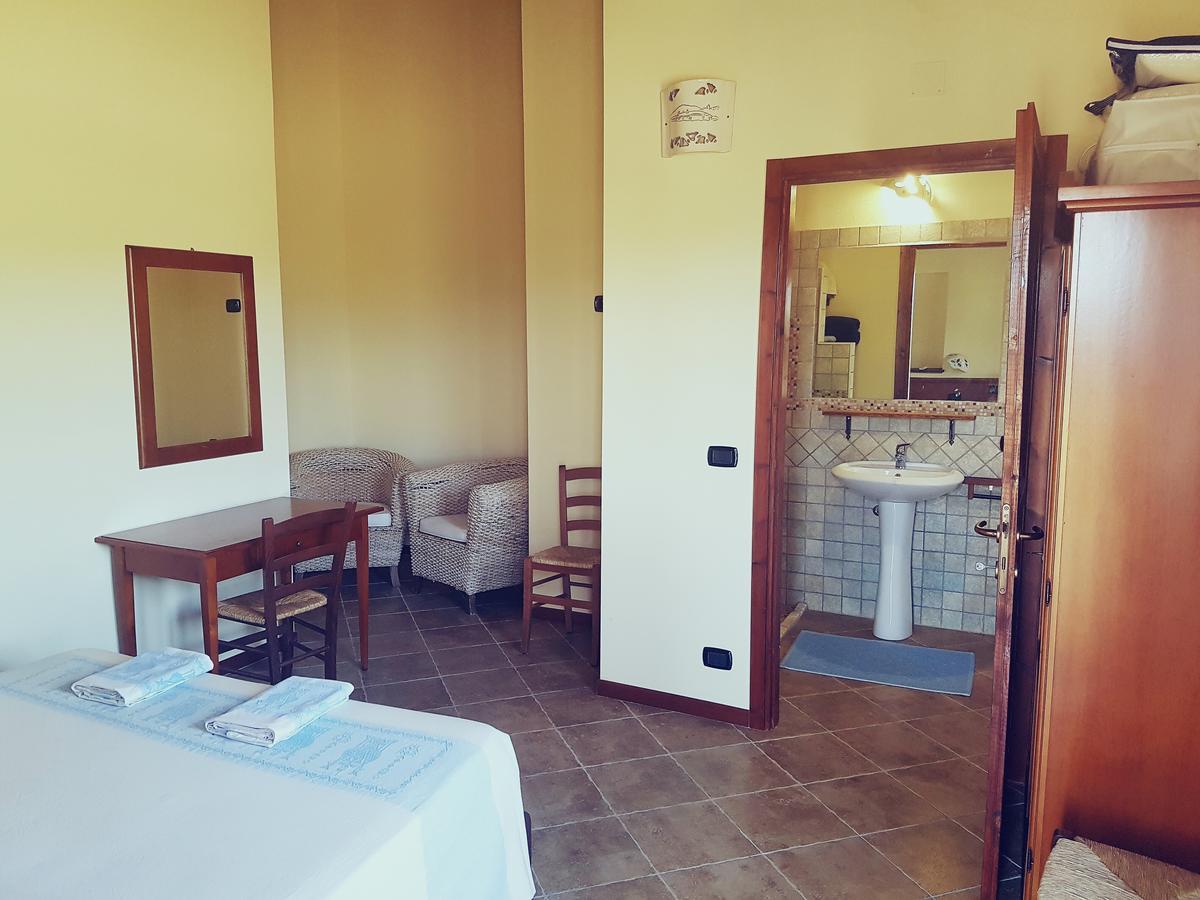 Agriturismo Gennemara B&B Perdaxius Екстер'єр фото