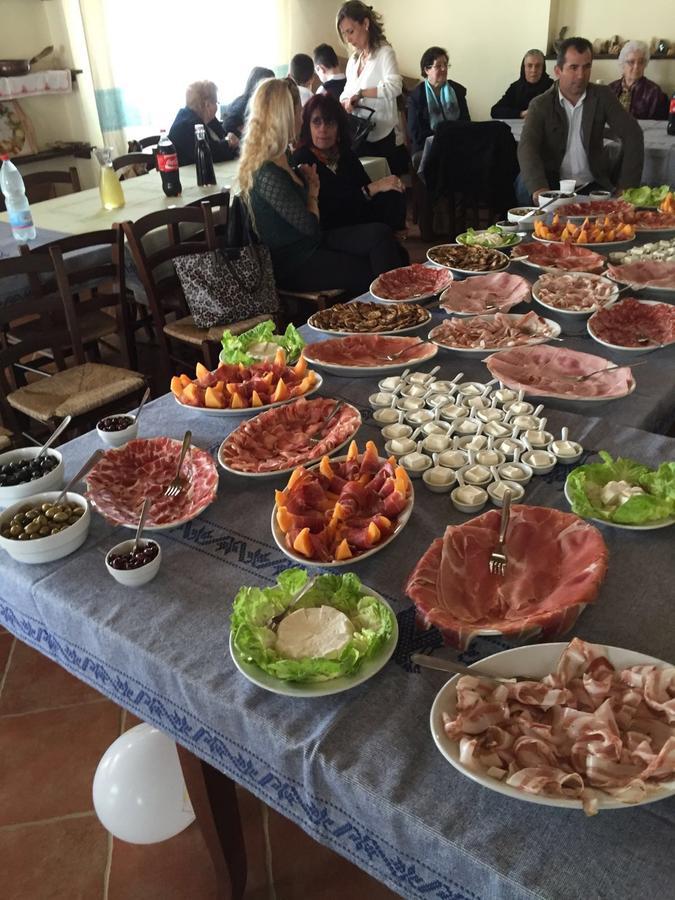 Agriturismo Gennemara B&B Perdaxius Екстер'єр фото